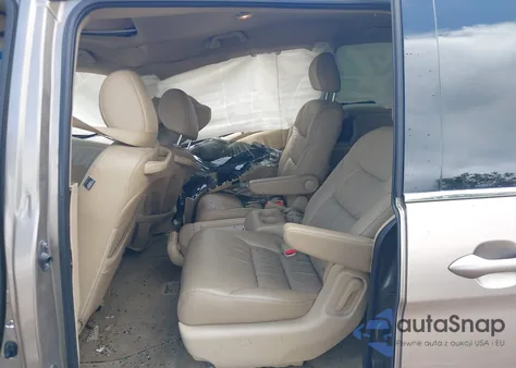 2008 Honda Odyssey Touring z USA, uszkodzony, nr VIN 5FNRL38858B097302